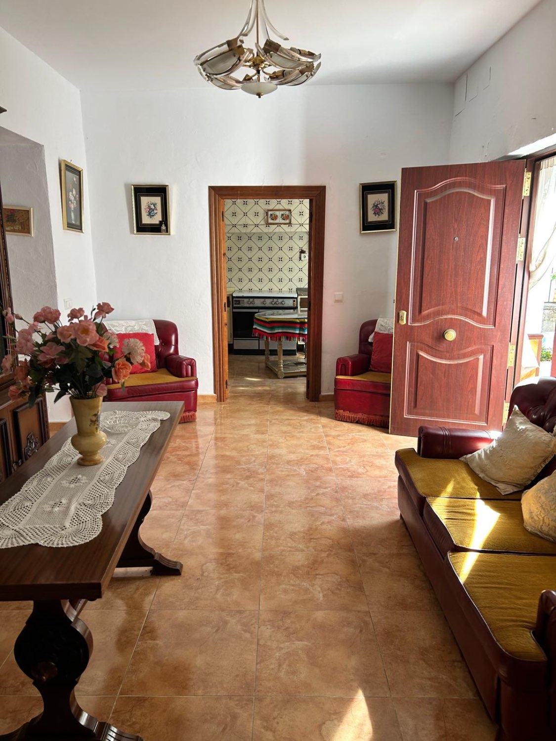 CASA EN VENTA EN SALTO DEL NEGRO (BENAMARGOSA)