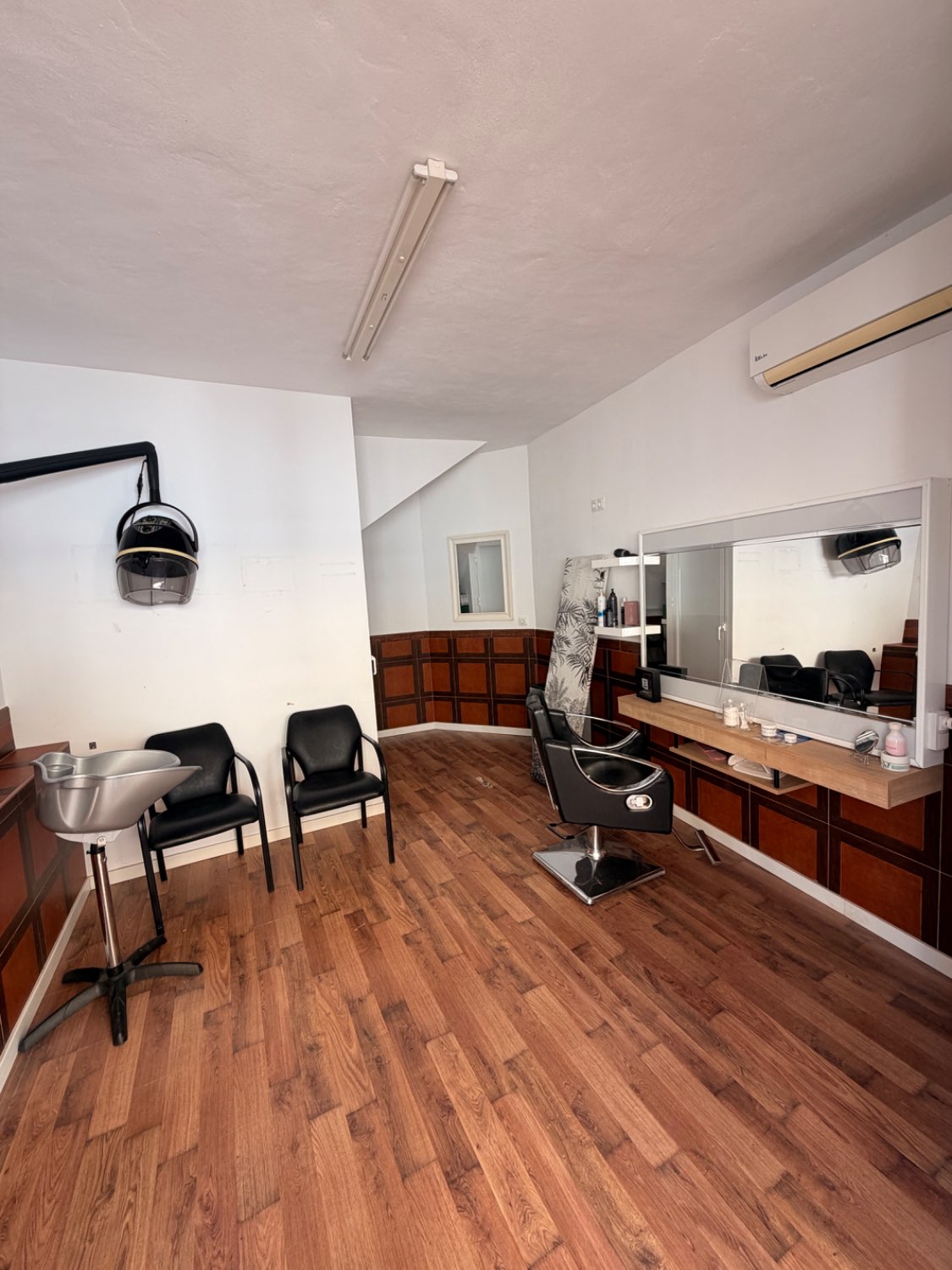 LOCAL ALQUILER VELEZ MALAGA