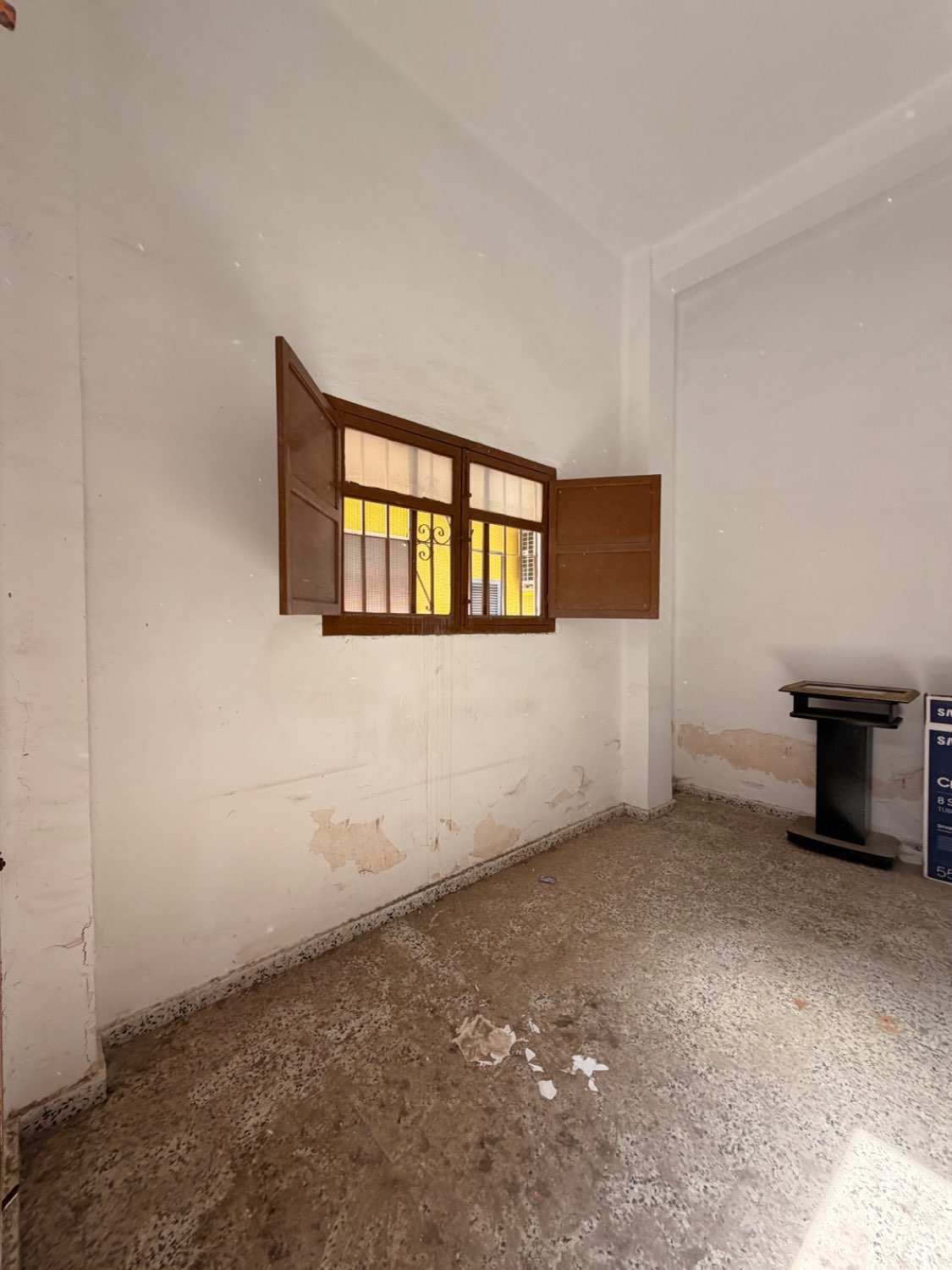 EXCLUSIVA LOCAL VENTA TORRE DEL MAR