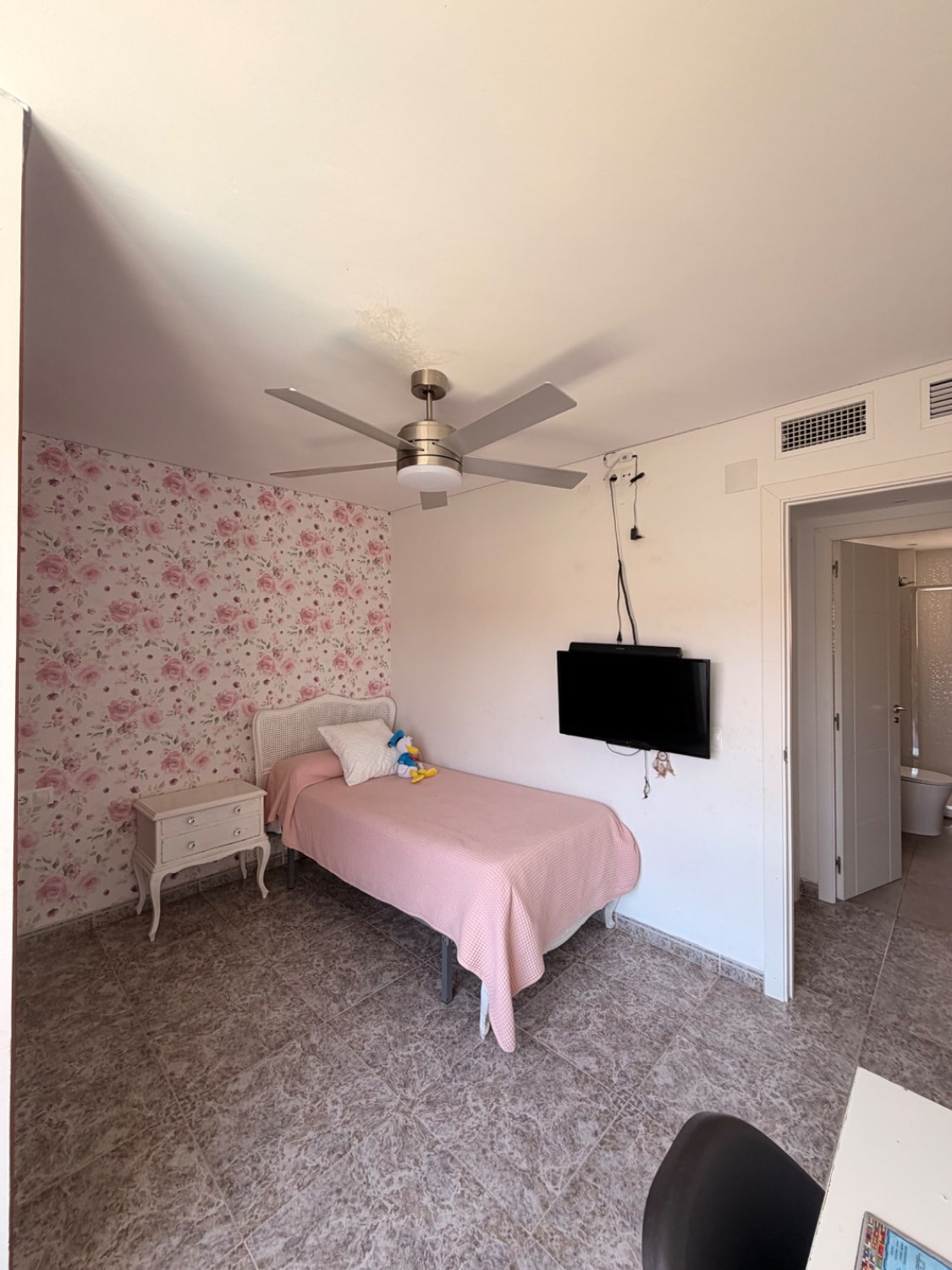 EXCLUSIVA VIVIENDA DE 110M2 EN VELEZ