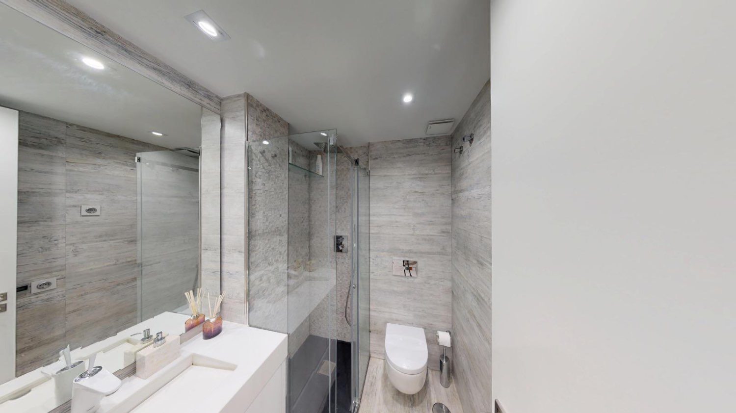 DÚPLEX DE LUJO EN TORRE DEL MAR