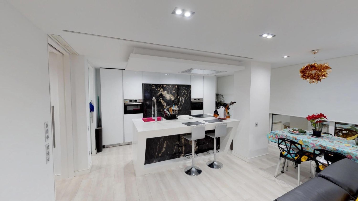 DÚPLEX DE LUJO EN TORRE DEL MAR