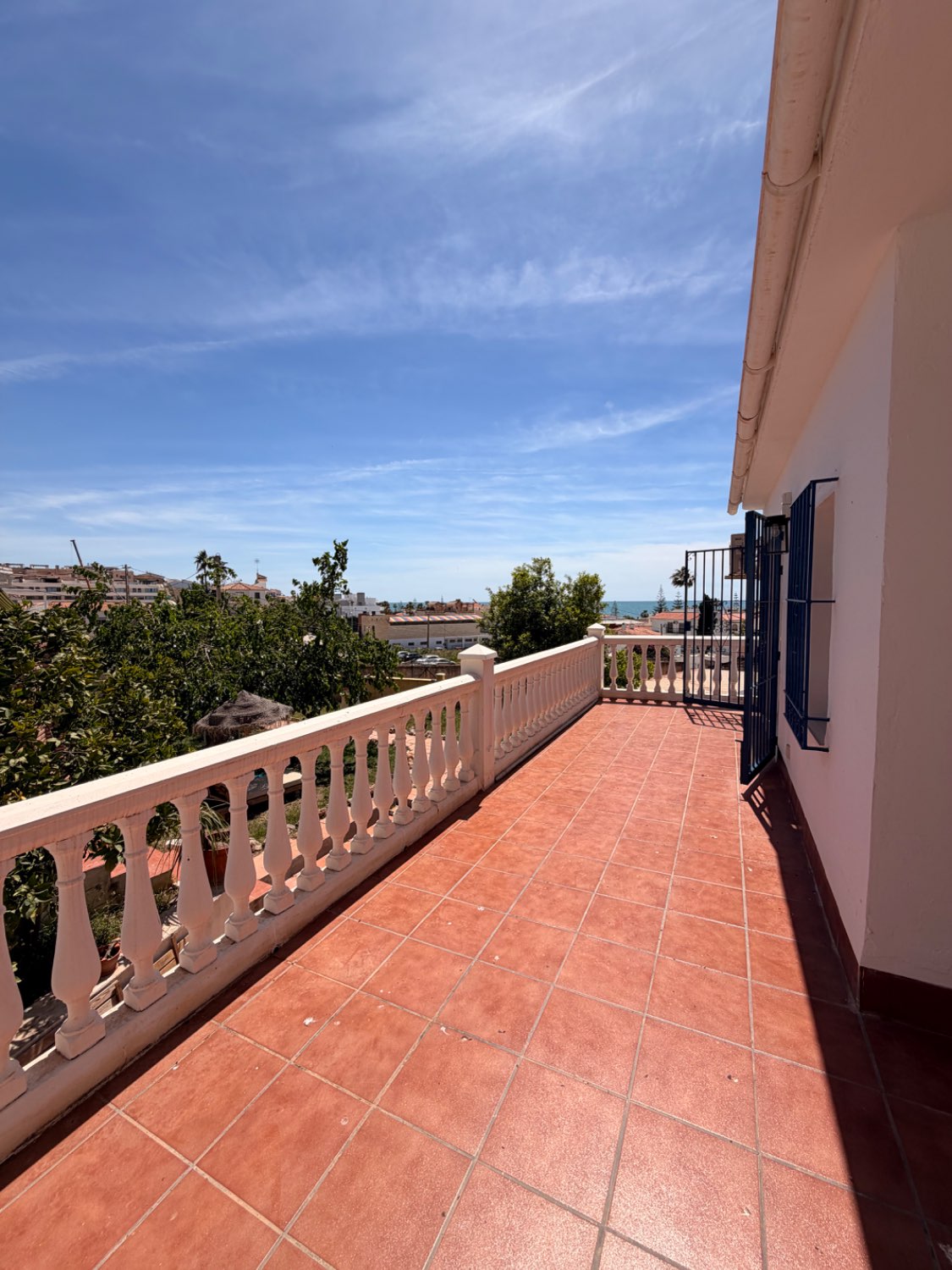 VILLA DE LUJO BENAJARAFE VISTAS AL MAR