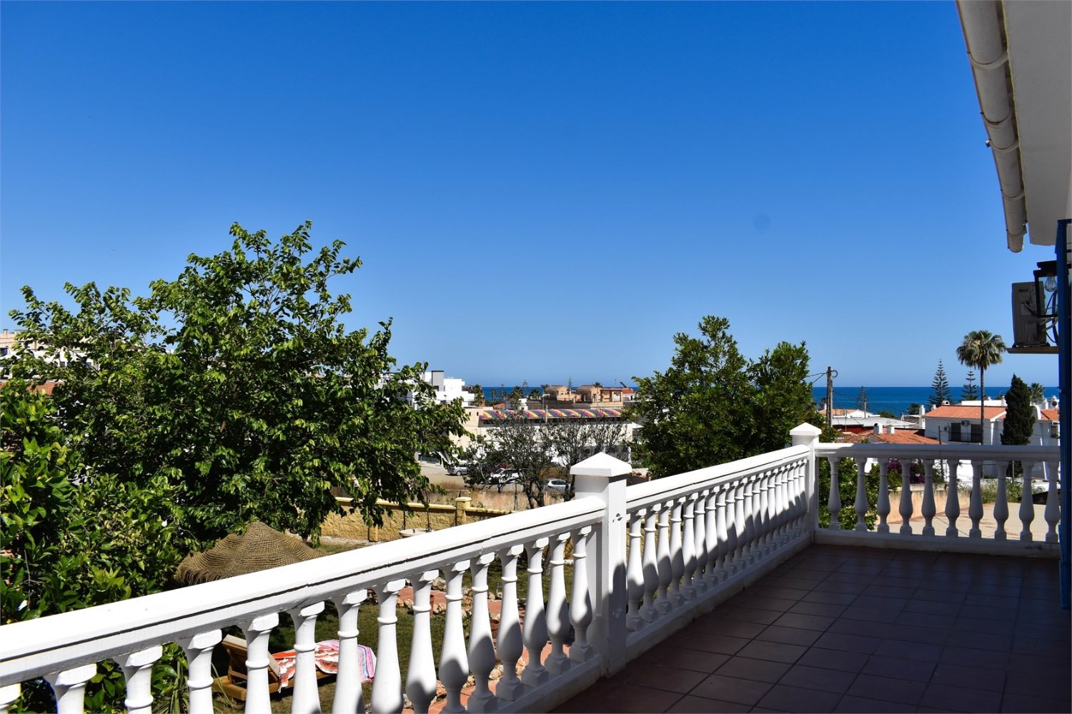 VILLA DE LUJO BENAJARAFE VISTAS AL MAR