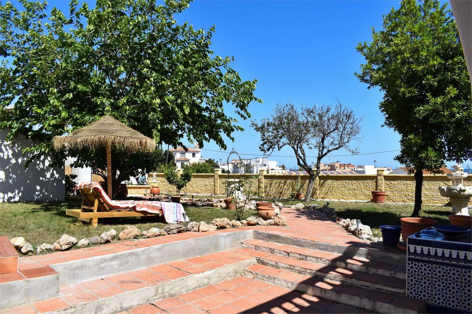 VILLA DE LUJO BENAJARAFE VISTAS AL MAR